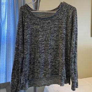 Super soft grey crop long sleeve